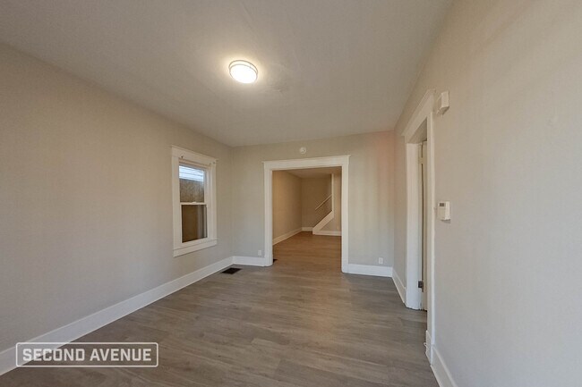 Foto del edificio - 1826 Greenwood Ave