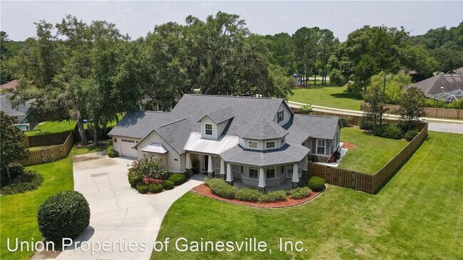 Building Photo - 4 br, 3 bath House - 12041 SW 1st Lane