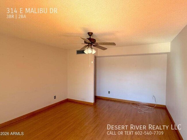 Foto del edificio - 314 E Malibu Dr