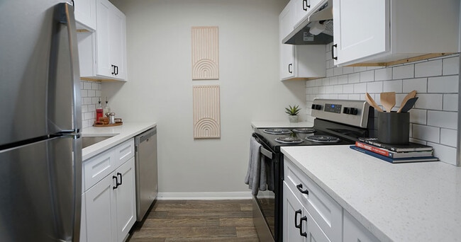 Building Photo - Cadence at Bluff Park Apartments
