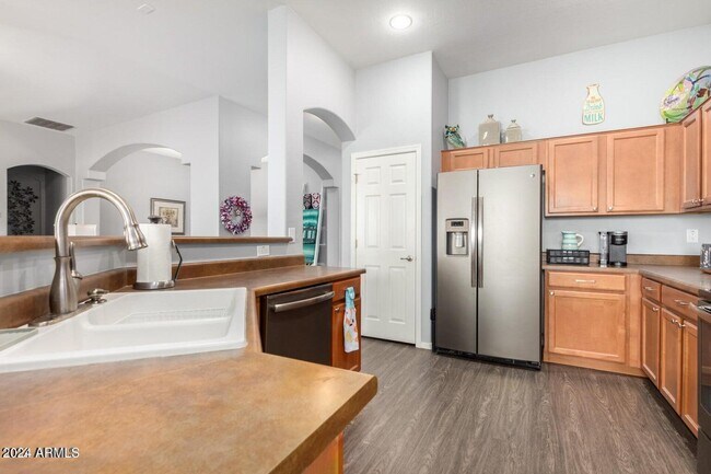 Foto del edificio - 31815 N 22nd Ln