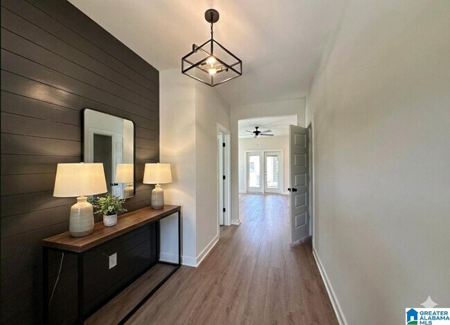 Building Photo - 1004 Unali Ln