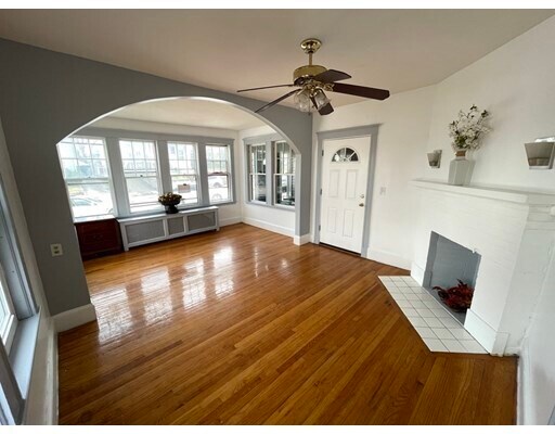 Foto principal - 707 Metropolitan Ave