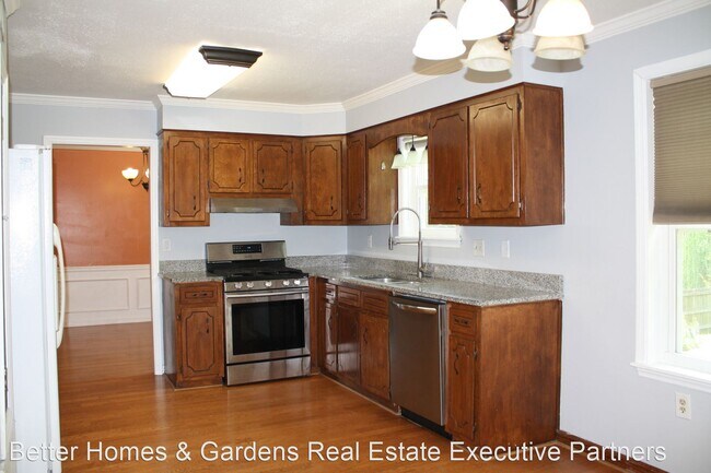 Foto del edificio - 3 br, 2.5 bath House - 526 Hunterdale Rd