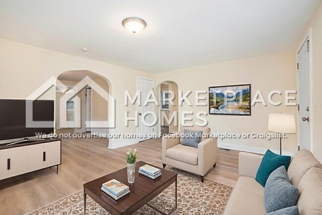 Building Photo - 7520 Orchard Ave