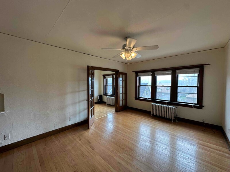Foto principal - 1809 E Marion St