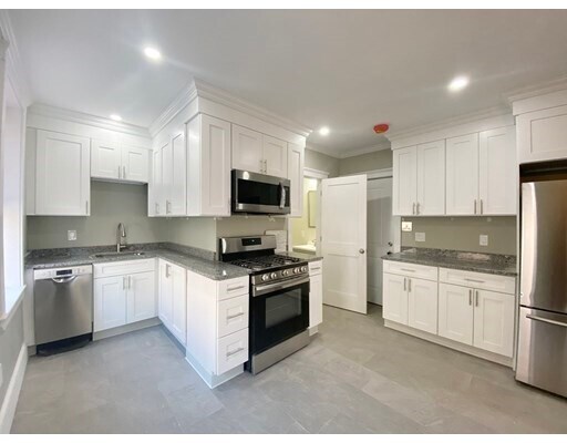 Foto del edificio - 131 Orleans St