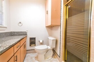 Building Photo - 10518 Hazelhurst Dr