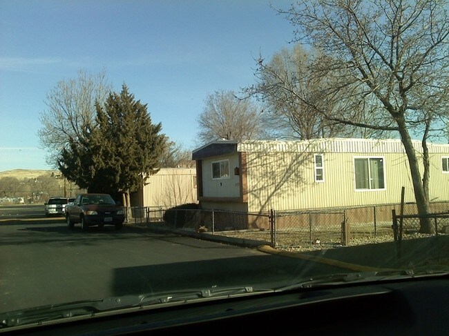 Foto del edificio - Silver Crown Mobile Home Park
