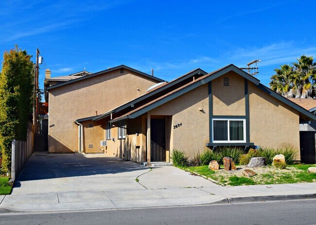 Foto del edificio - Downstairs North Park Apartment with Parking & Onsite Laundry!