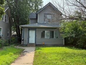 Building Photo - 1509 N 44th Ave