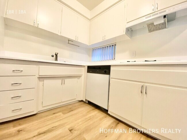Foto del edificio - 1142 N Clark St