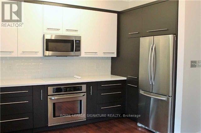 Building Photo - 16 Greystone Ct