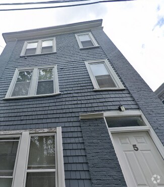 Building Photo - 5 Elmer St