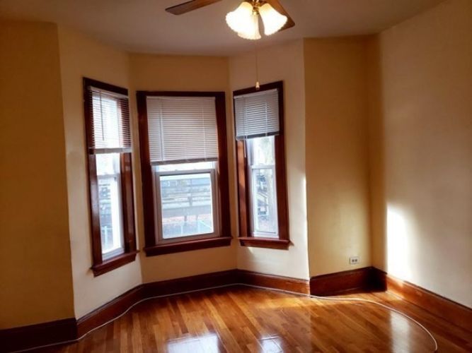 Foto del edificio - 71 Lawrence St