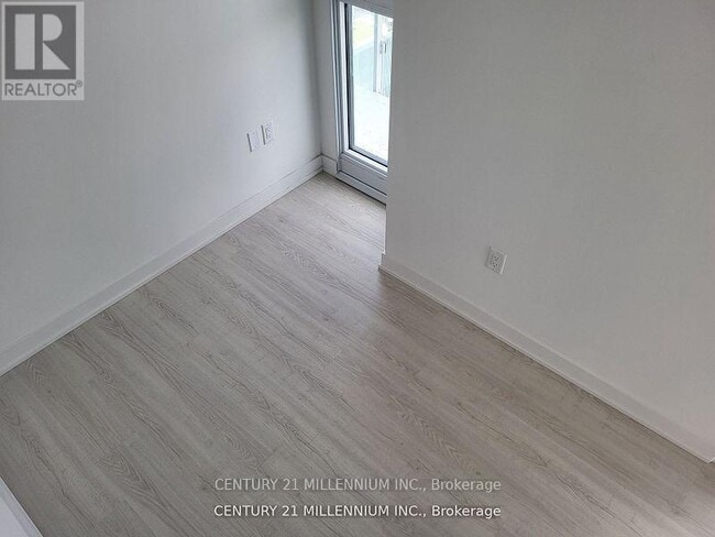 Photo du bâtiment - 3883 Quartz Rd