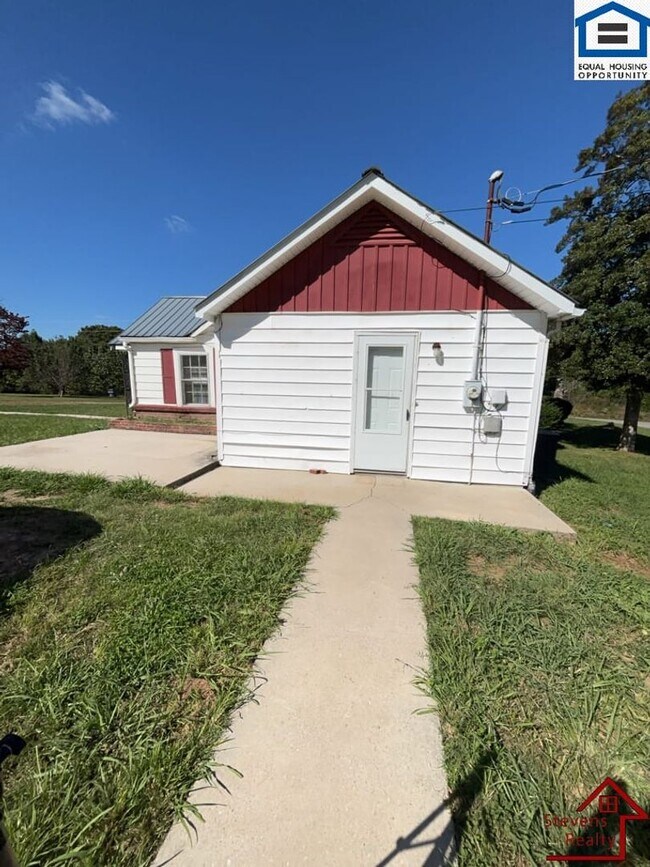 Foto del edificio - 312 Higginbotham Rd