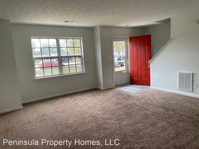Foto del edificio - 3 br, 1.5 bath House - 74 Copeland Lane