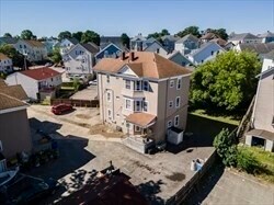 Foto del edificio - 281 Blackstone St