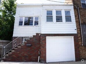 Building Photo - 6109 Meadowview Ave