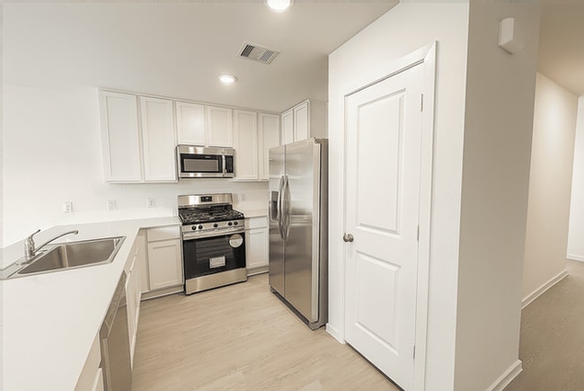 Building Photo - 3108 Twisted Myrtle Dr