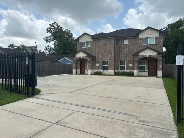 Foto del edificio - 4938 Bataan Rd