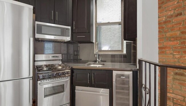 Foto del edificio - 250 Mott St