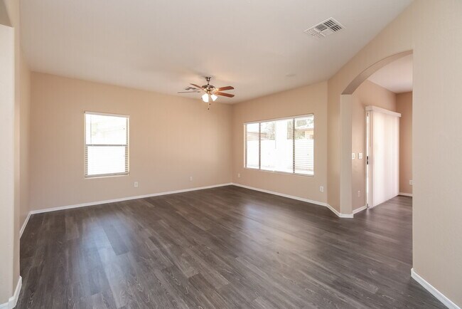 Building Photo - 5161 W Riviera Dr