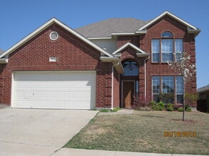 Building Photo - 10128 Los Barros Trail