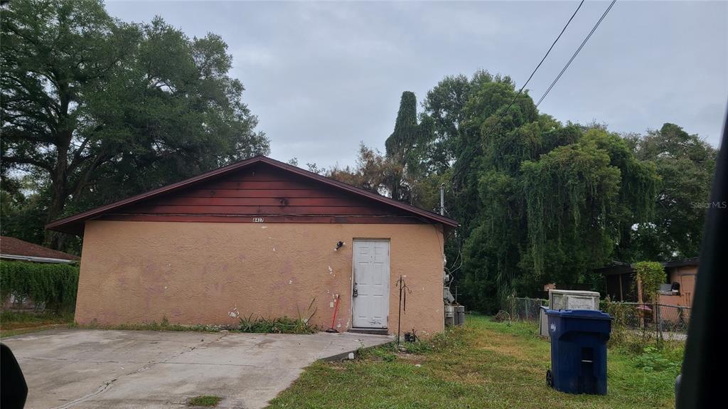Primary Photo - 8417 N Mulberry St