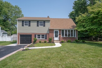 Building Photo - 503 Poplar Rd