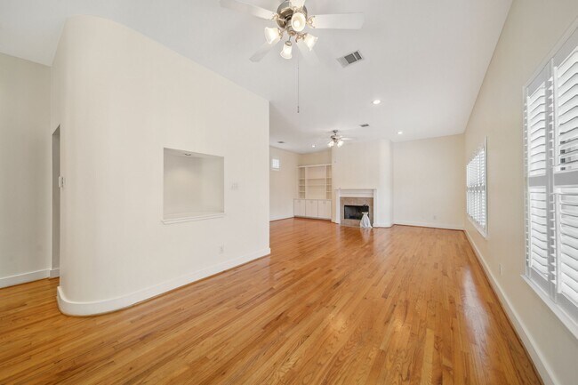 Foto del edificio - 917 W 21st St