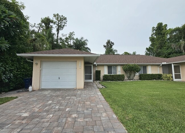 Building Photo - 9209 Seville Rd