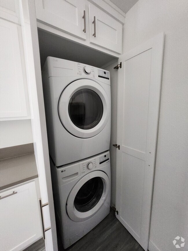 Apartments for Rent in 90018