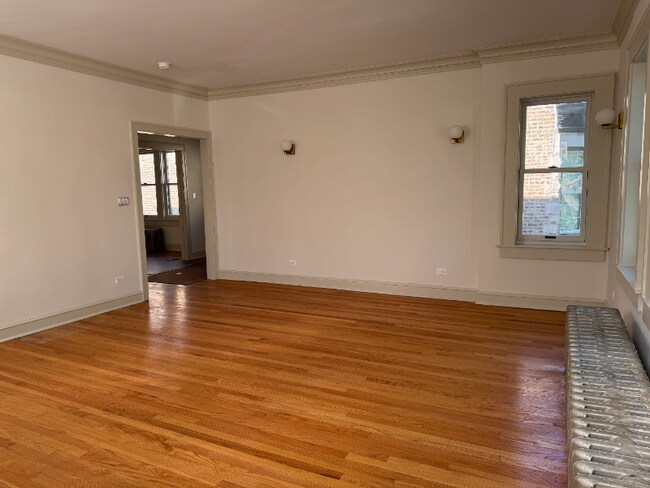 Foto del edificio - 3426 N Keeler Ave