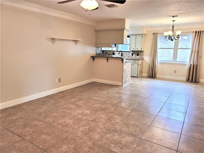 Foto del edificio - 4811 Caroline St