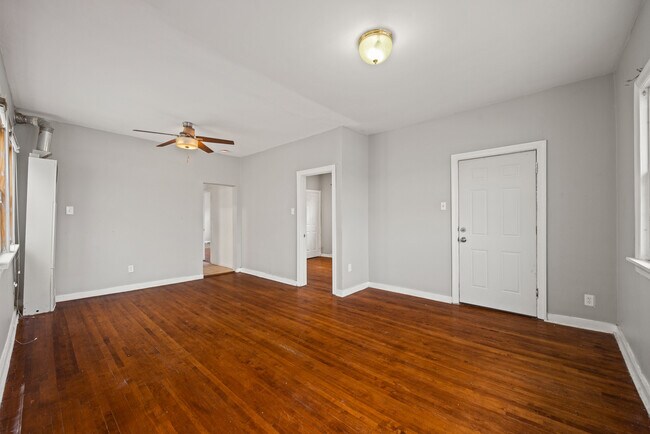 Foto del edificio - 5257 W Lexington St