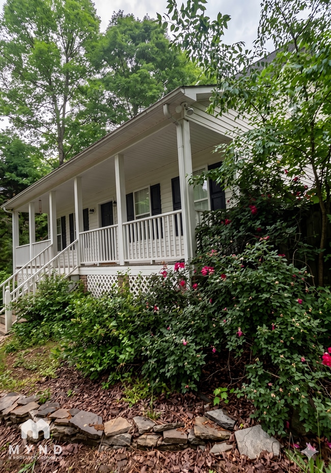 Building Photo - 2523 Sumter Dr