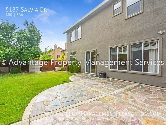 Foto del edificio - 5187 Salvia Dr