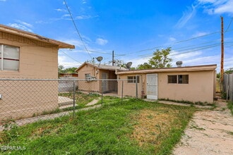 Building Photo - 209 N Seville Dr