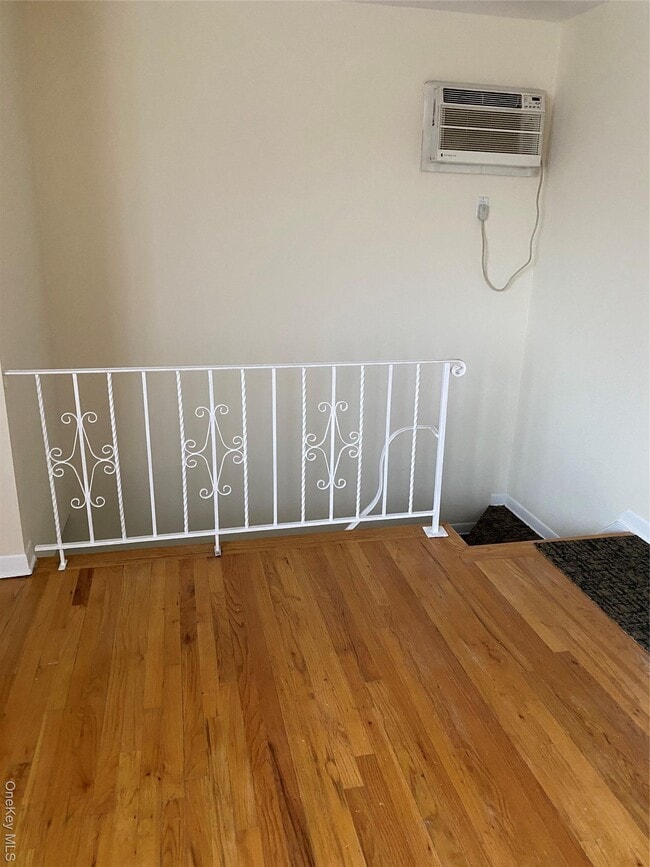 Building Photo - 151-55 20th Rd