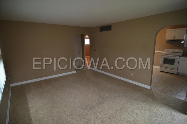 Foto del edificio - 385 30th St SE