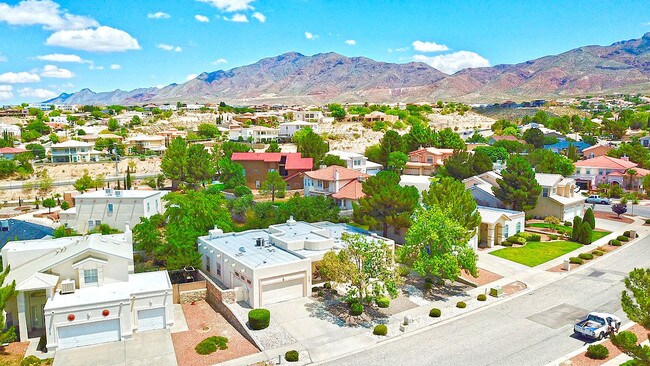 Building Photo - 6413 Brisa Del Mar Dr