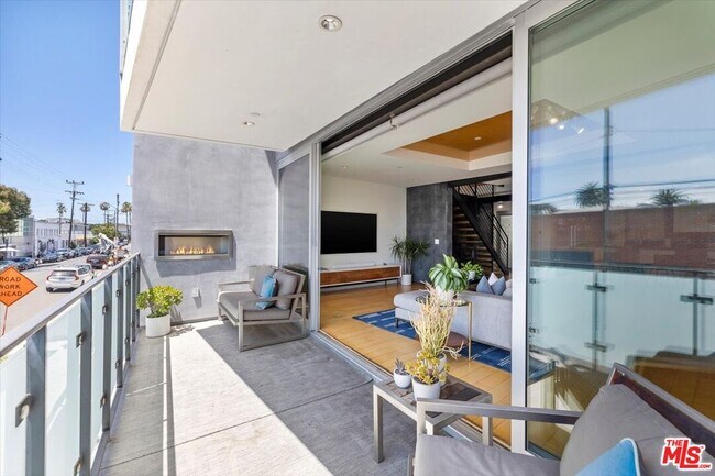 Foto del edificio - 351 Sunset Ave