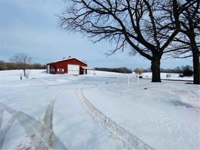 Foto del edificio - 14314 Barton Ave NW