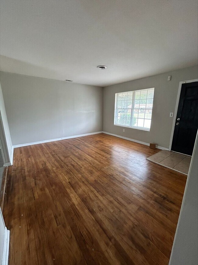 Building Photo - 2508 Georgetown Dr