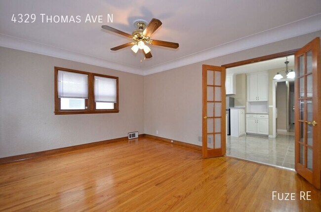 Building Photo - 4329 N Thomas Ave