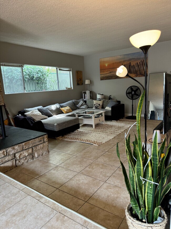 Building Photo - 31 29th Ave