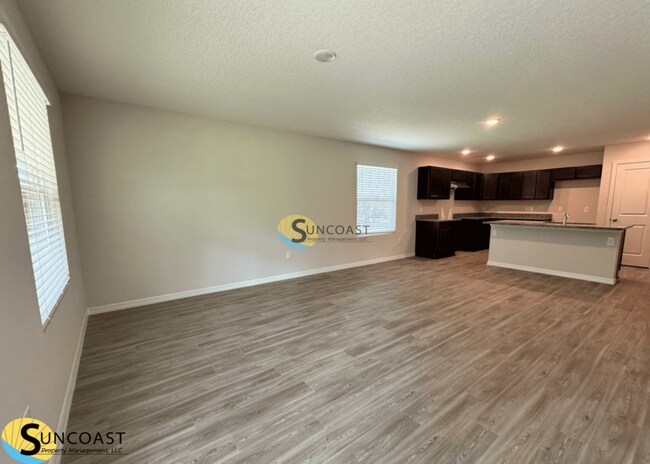 Foto del edificio - 4251 Spring Park Rd
