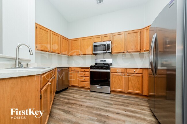 Foto del edificio - 5949 Springmist St
